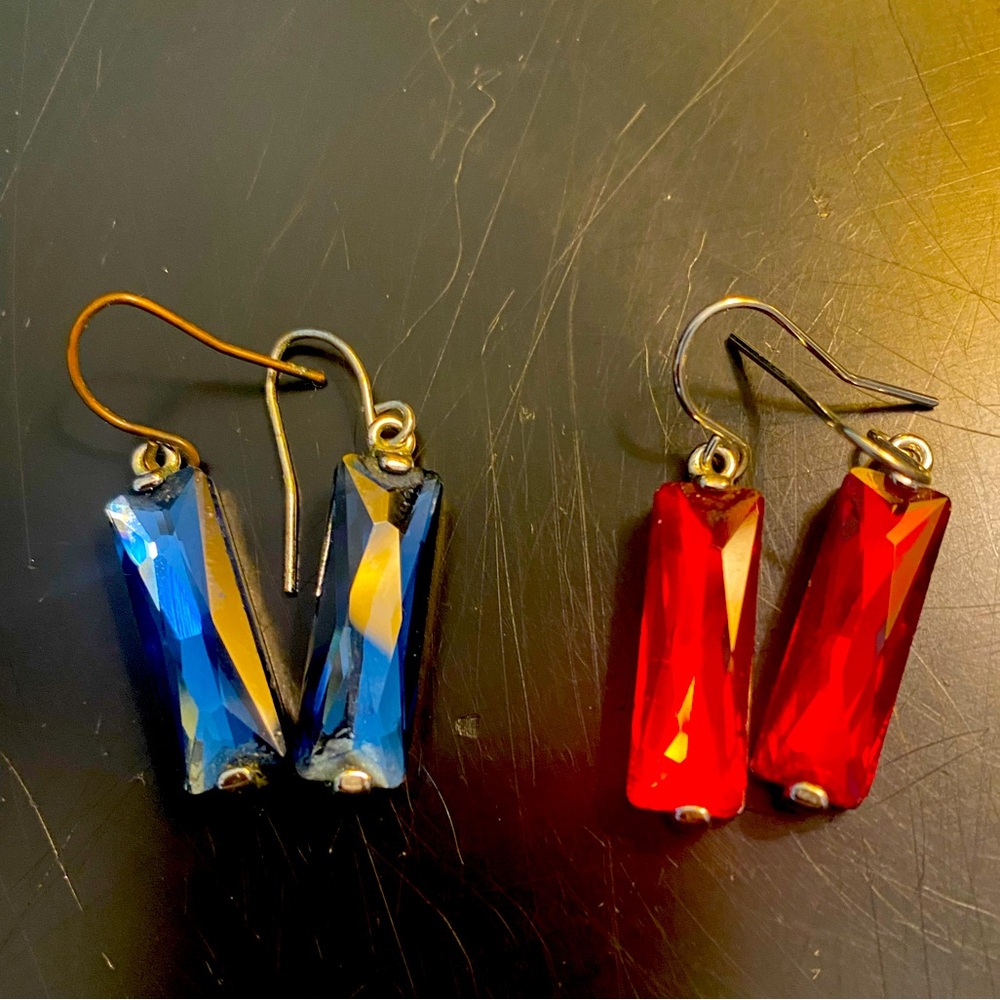 2 pair of Magnificent/Silverstone 
Dangling hook earrings glass Rhinestone.